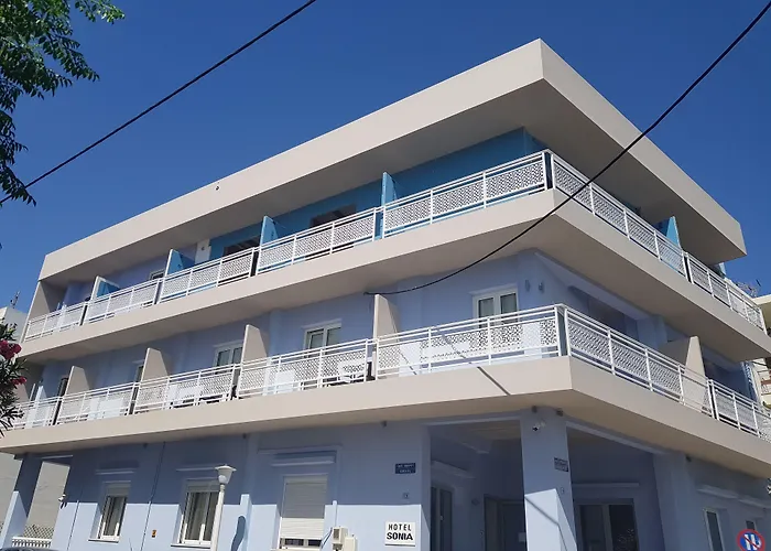 Sonia & - Adults Only 3*