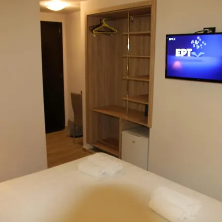 Hotel Sonia & 2*