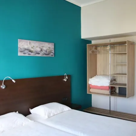 Hotel Sonia & 2*