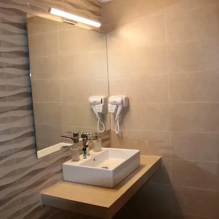 Hotel Sonia &