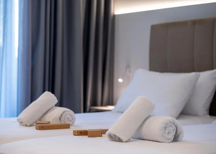 Sonia & - Adults Only