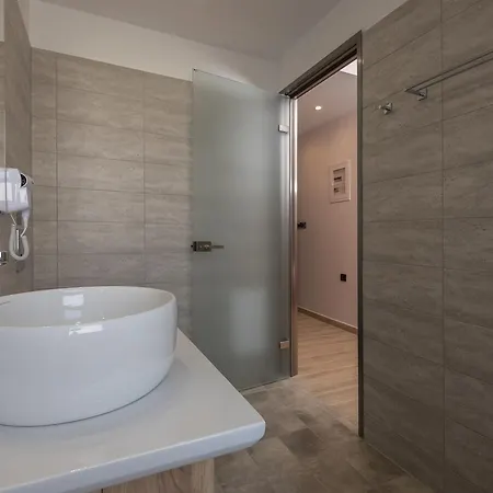 Sonia Hotel&suites Hotel 2*