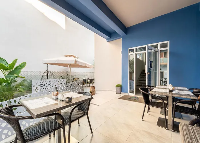 Sonia & - Adults Only